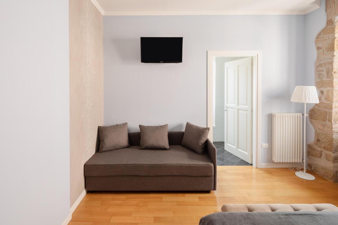 The Termini Apartment By Omen Hospitality Рим Екстер'єр фото
