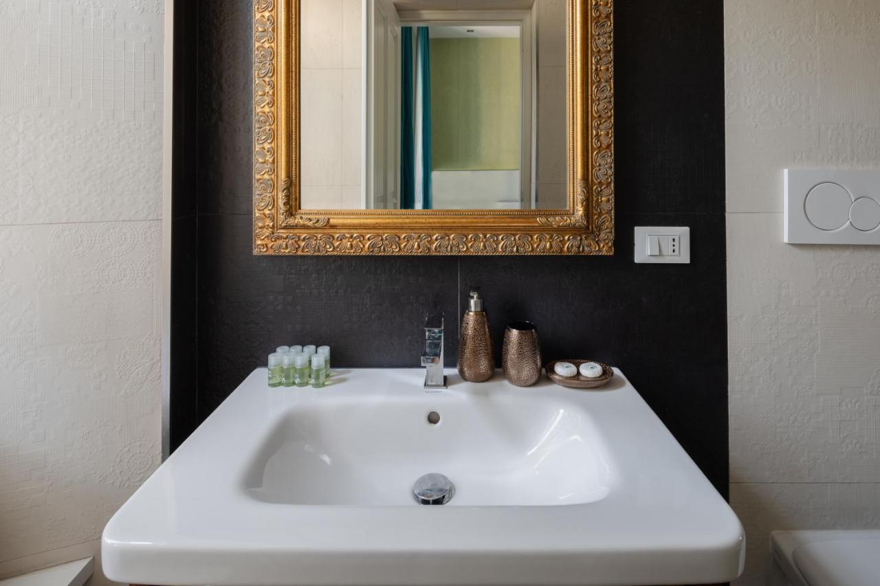 The Termini Apartment By Omen Hospitality Рим Екстер'єр фото